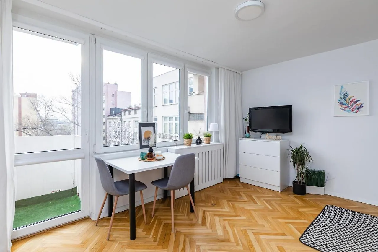 Super Apart Żelazna 83-85 Warszawa Polska